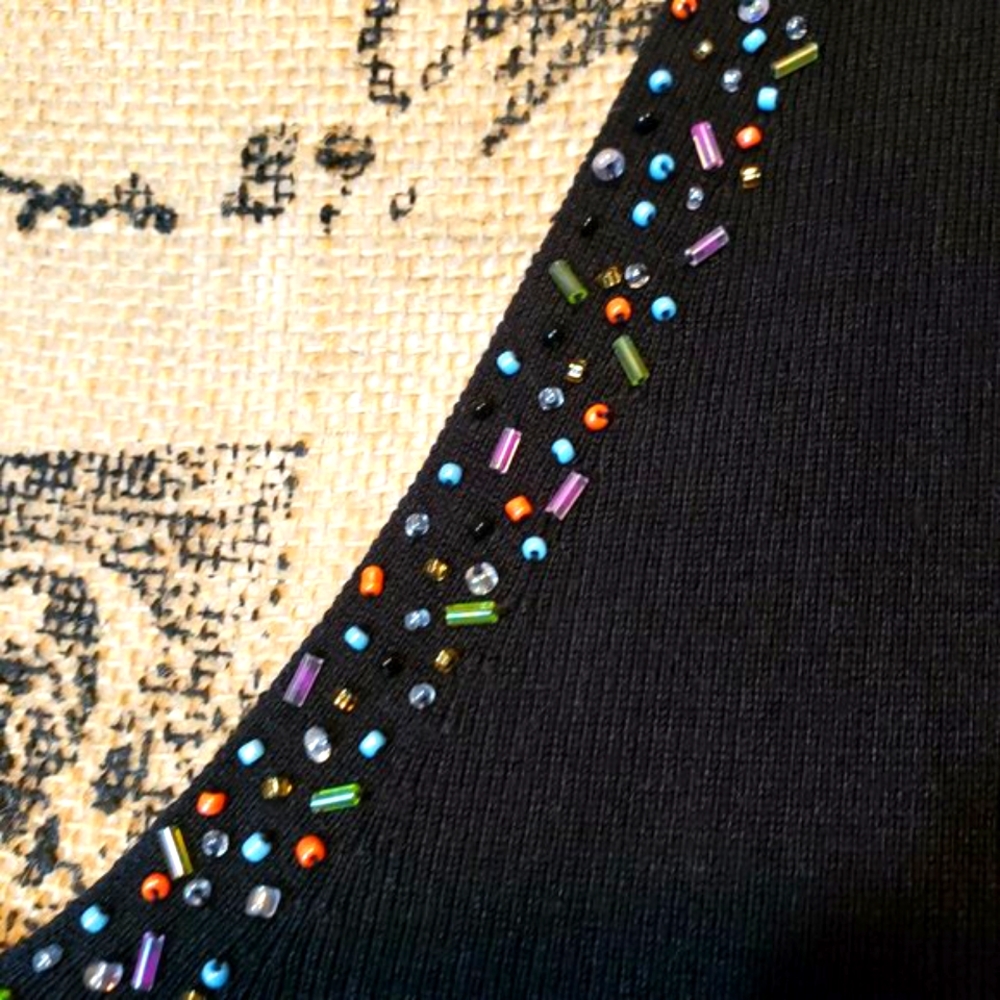 NWOT--Kelly & Diane Silk Beaded Sweater - Picture 3 of 6